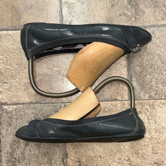 Coach Size 6 - Picture 2 of 7